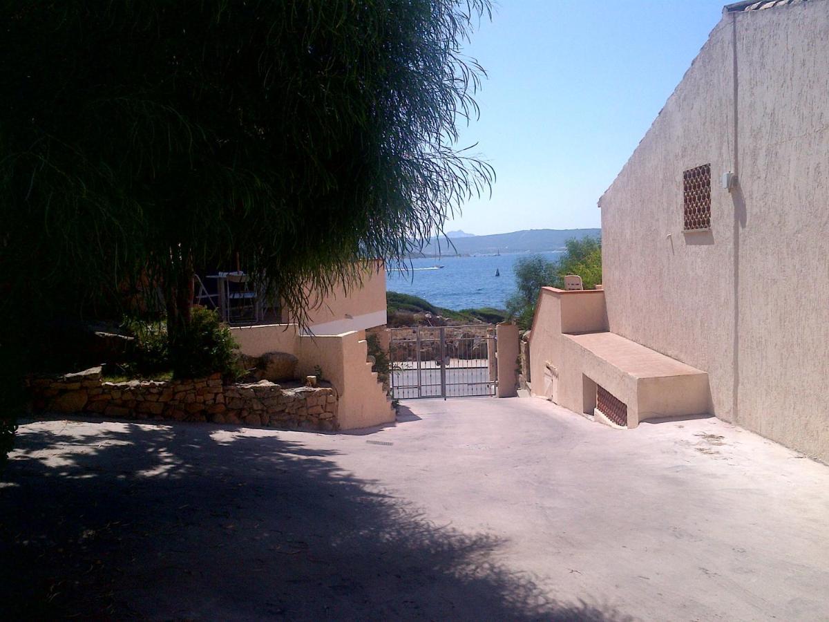 Villa Bilocale a pochi metri dal mare La Maddalena  Esterno foto