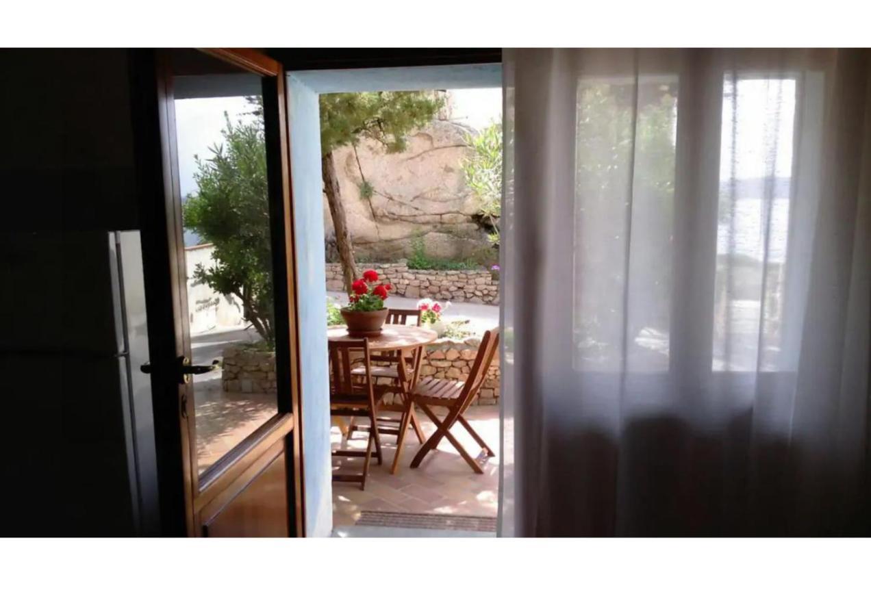 Villa Bilocale a pochi metri dal mare La Maddalena  Esterno foto